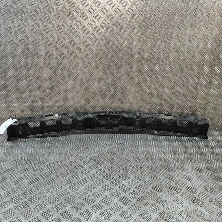 Tagumise kaitseraua kinnitusklamber – Porsche Macan (95B) (2014-2018)