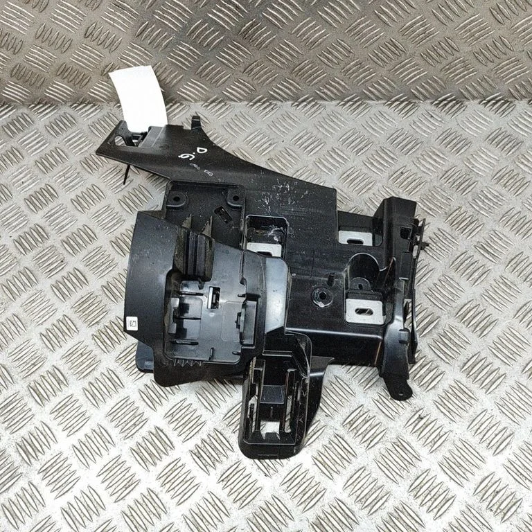 Aizmugurējā bufera turētājs A2548800100