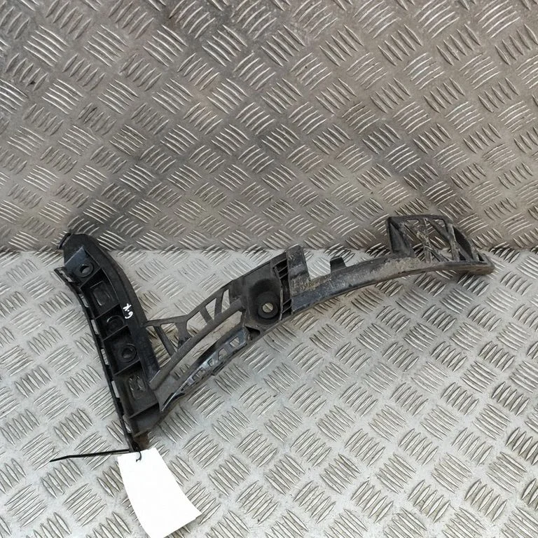 Aizmugurējā bufera turētājs A1778850700