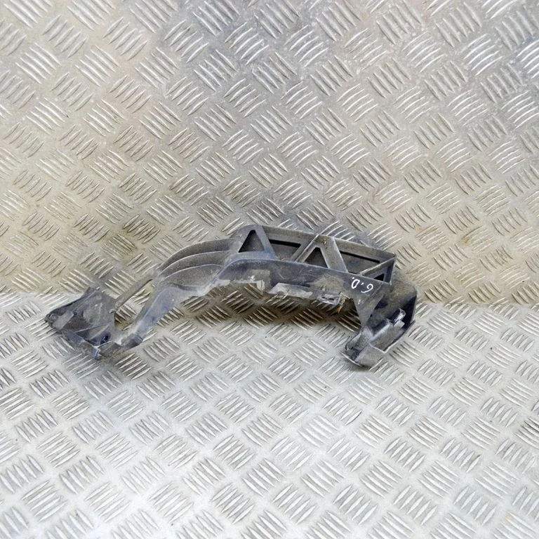 Aizmugurējā bufera turētājs 9649679180
