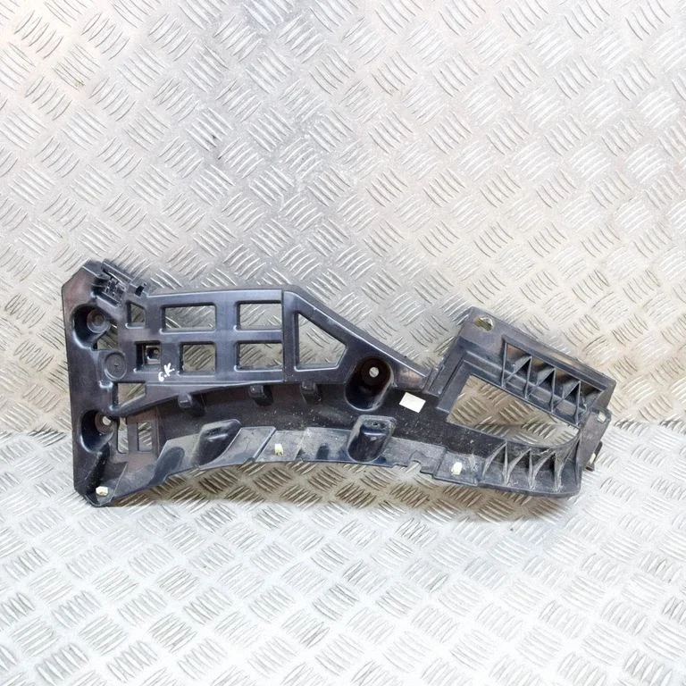 Aizmugurējā bufera turētājs 95B807253A