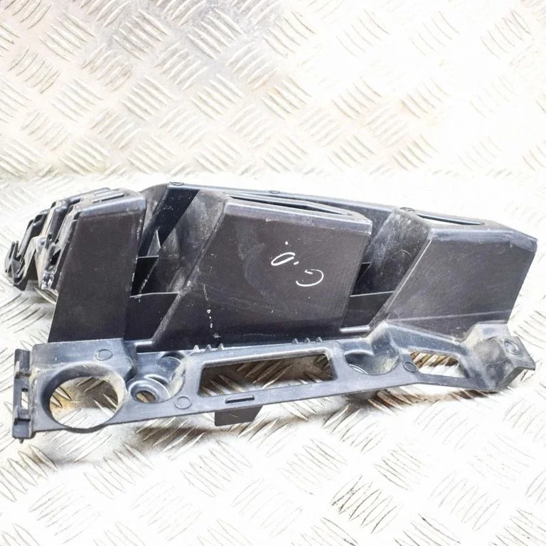 Tagumise kaitseraua kinnitusklamber – Peugeot 3008 II (2016-2023)