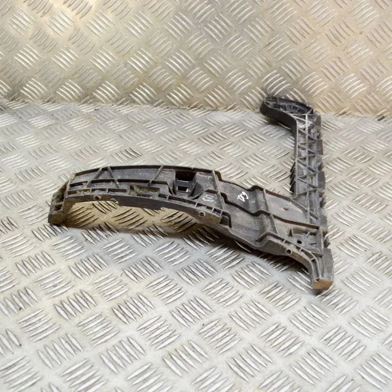 Rear bumper mounting bracket – Audi A5 (2016-2024)
