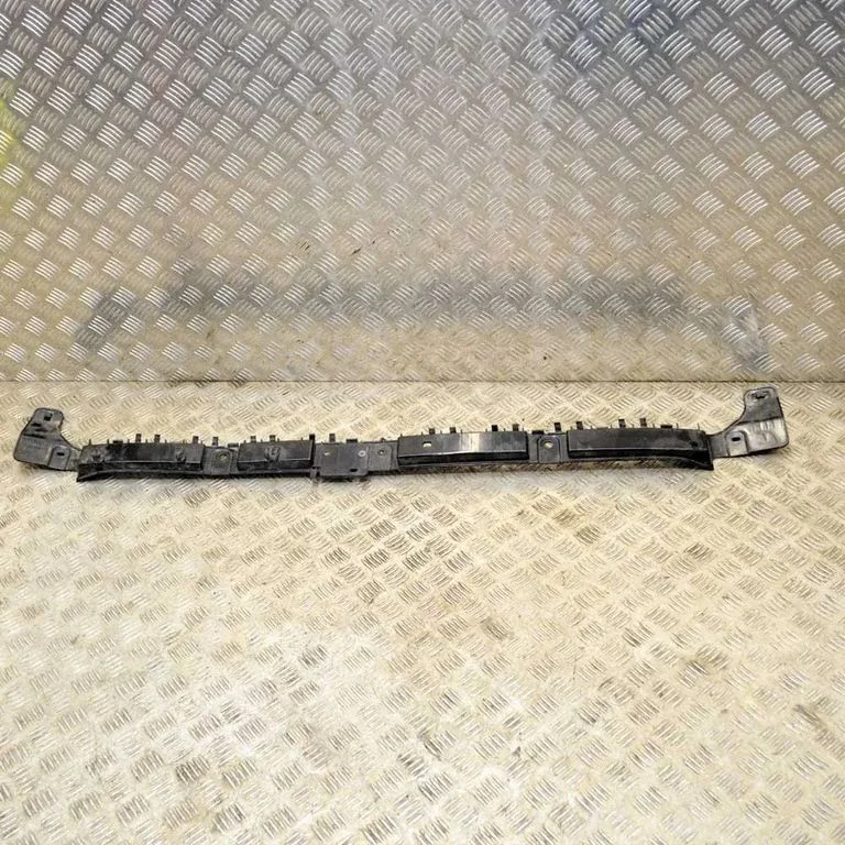 Rear bumper mounting bracket – Tesla Model Y (2020-)