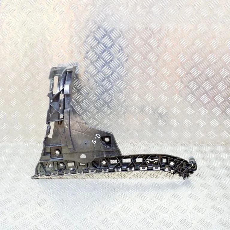 Rear bumper mounting bracket – Mercedes-Benz E-Class W213 (2016-)