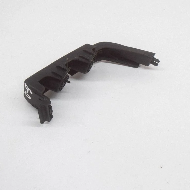 Rear bumper mounting bracket – Chevrolet Orlando (2011-)