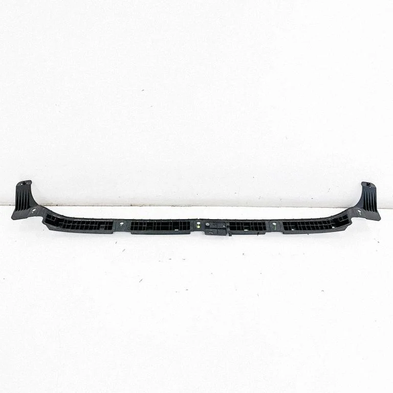 Rear bumper mounting bracket 108399400D