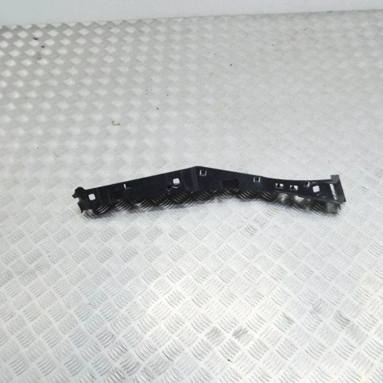 Rear bumper mounting bracket 7296756