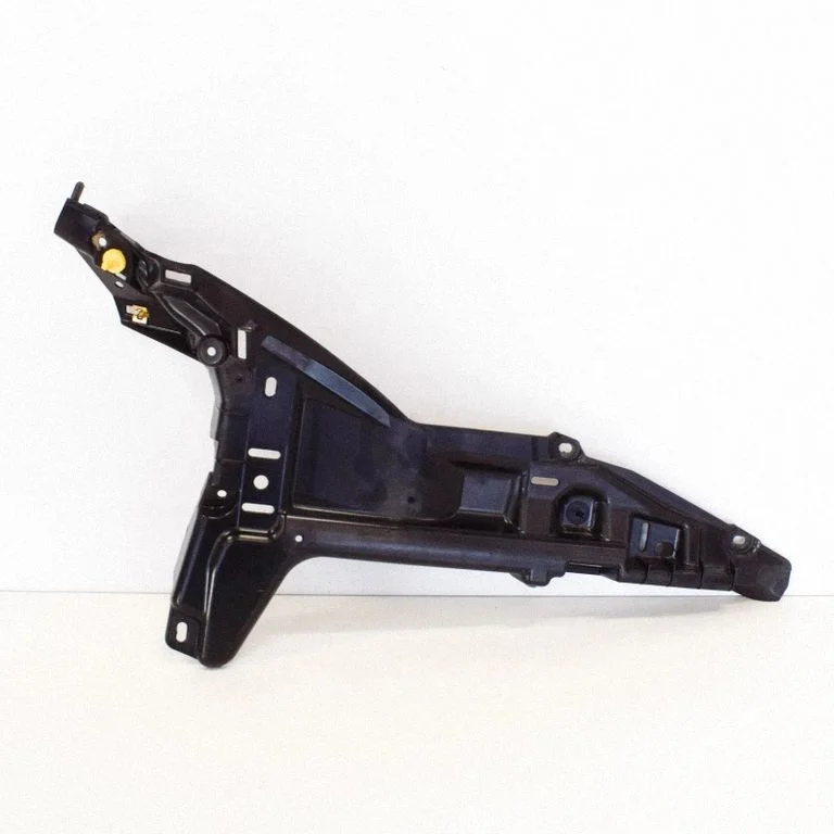 Rear bumper mounting bracket – Tesla Model S (2012-)