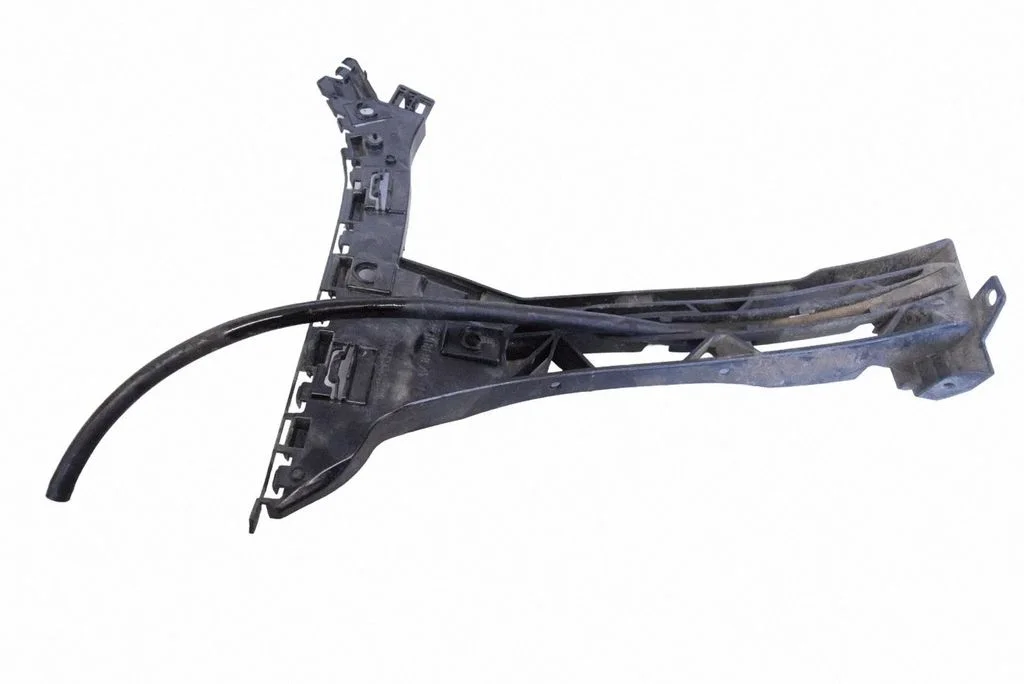 Aizmugurējā bufera turētājs – Mercedes-Benz E klase W213 (2016-)