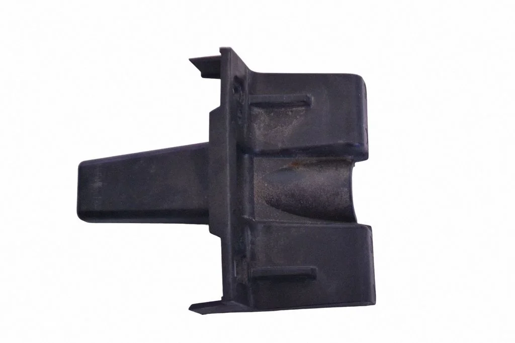 Aizmugurējā bufera turētājs 4G8807381
