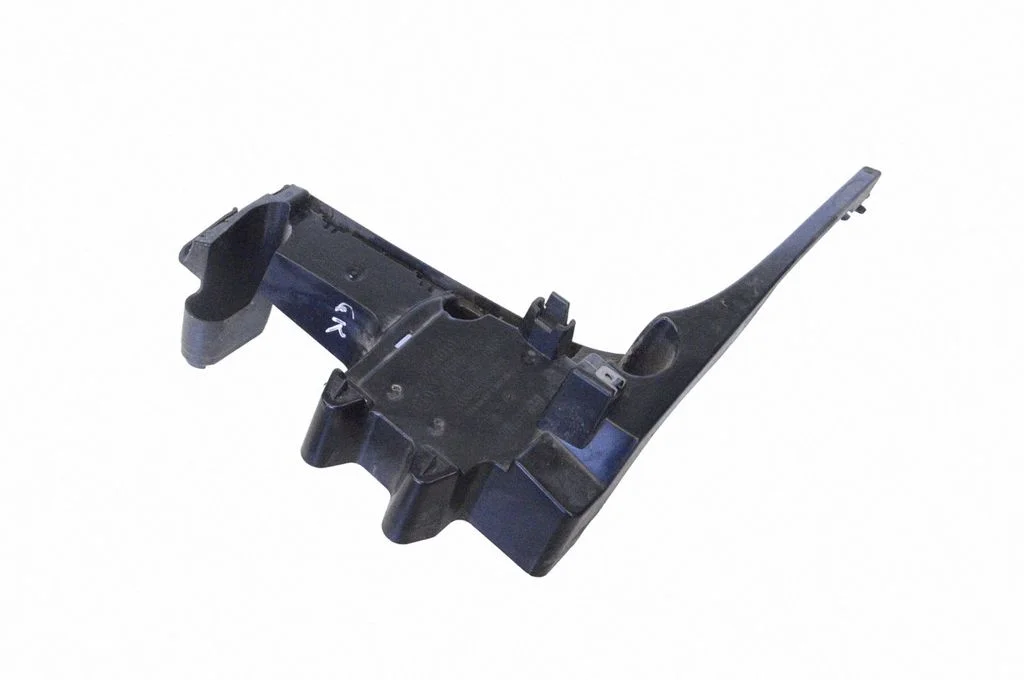 Aizmugurējā bufera turētājs 8054019