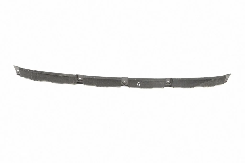 Rear bumper mounting bracket 103484400C