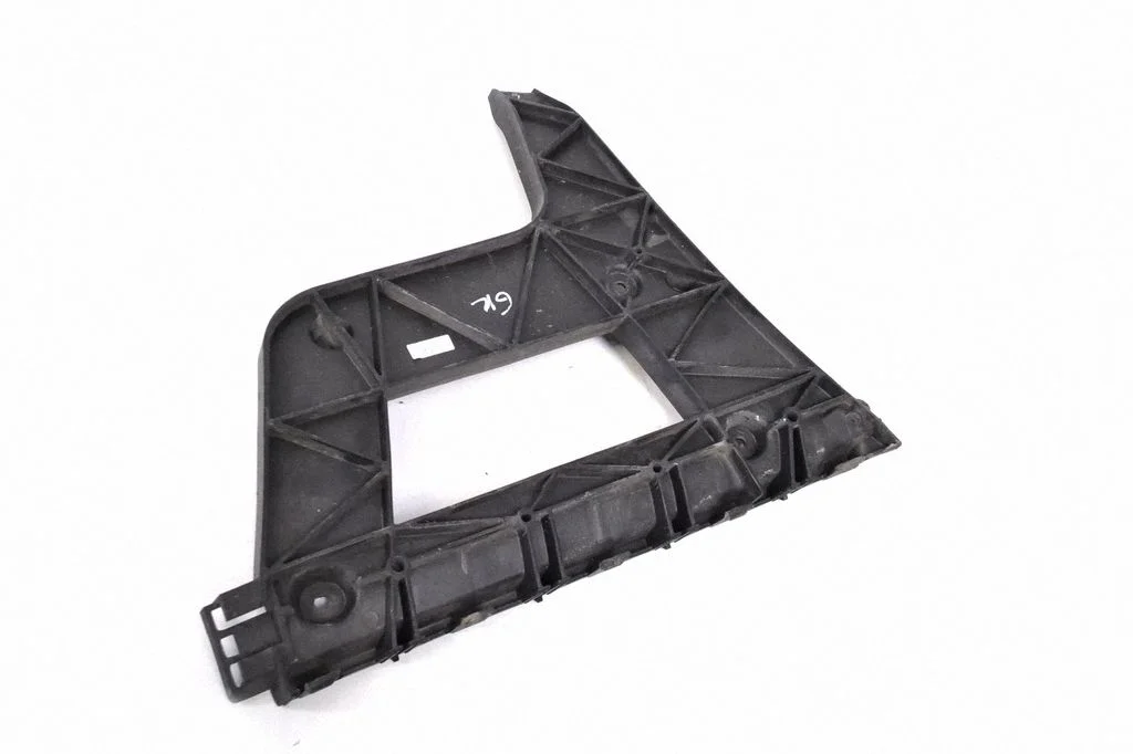 Tagumise kaitseraua kinnitusklamber – Audi A4 Allroad B8 (2008-2016)