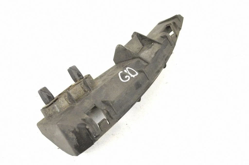 Aizmugurējā bufera turētājs 525620F010