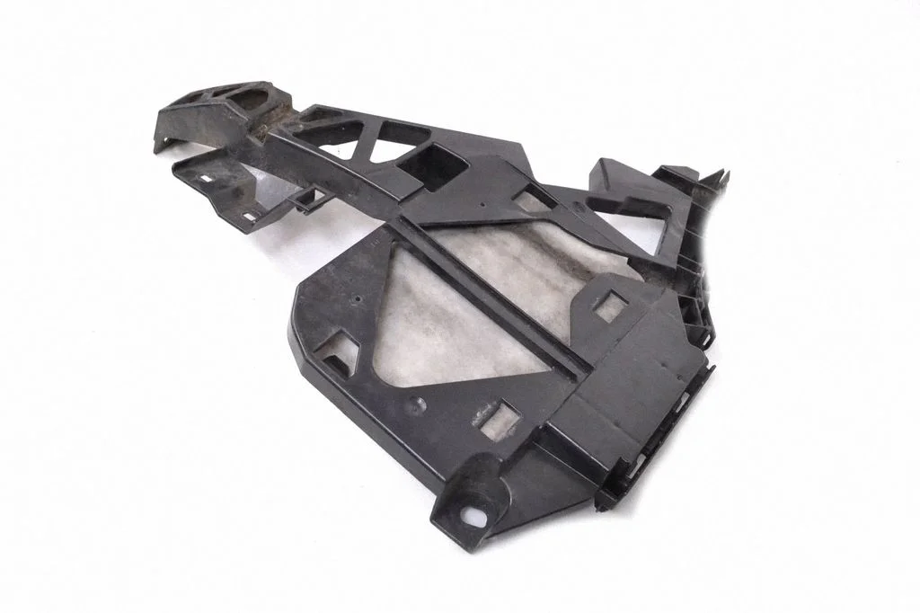 Rear bumper mounting bracket – Mercedes-Benz ML-Class W166 (2012-2017)