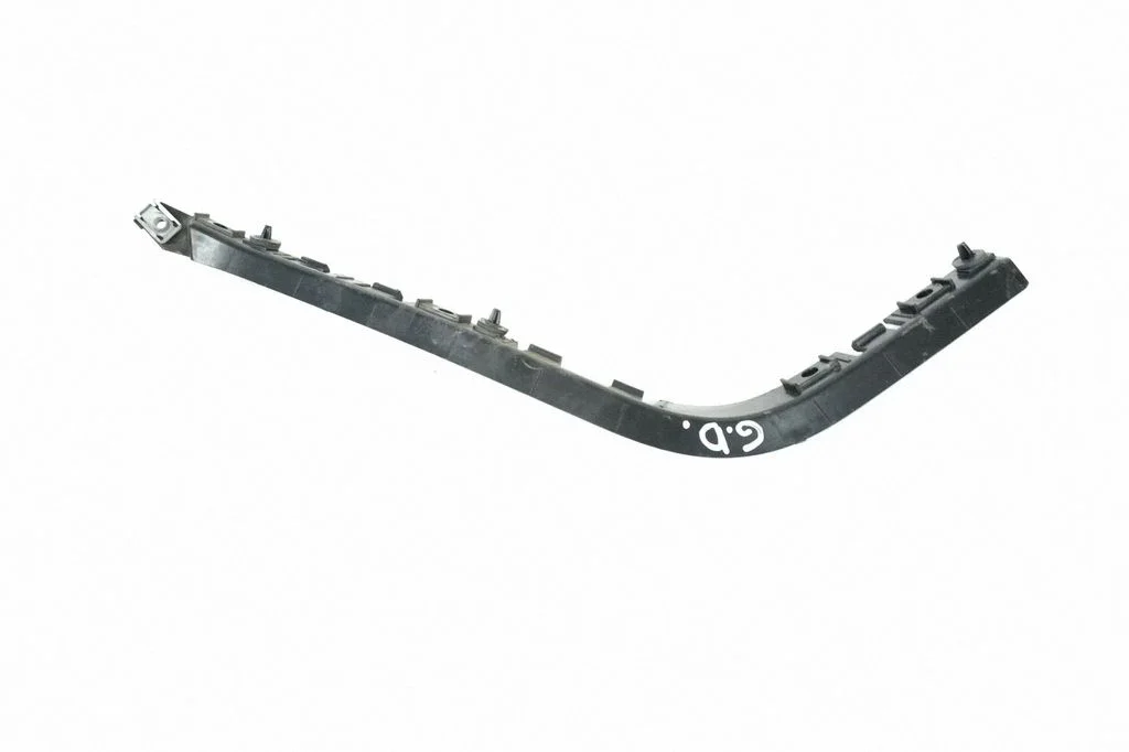 Aizmugurējā bufera turētājs FK7217A881A