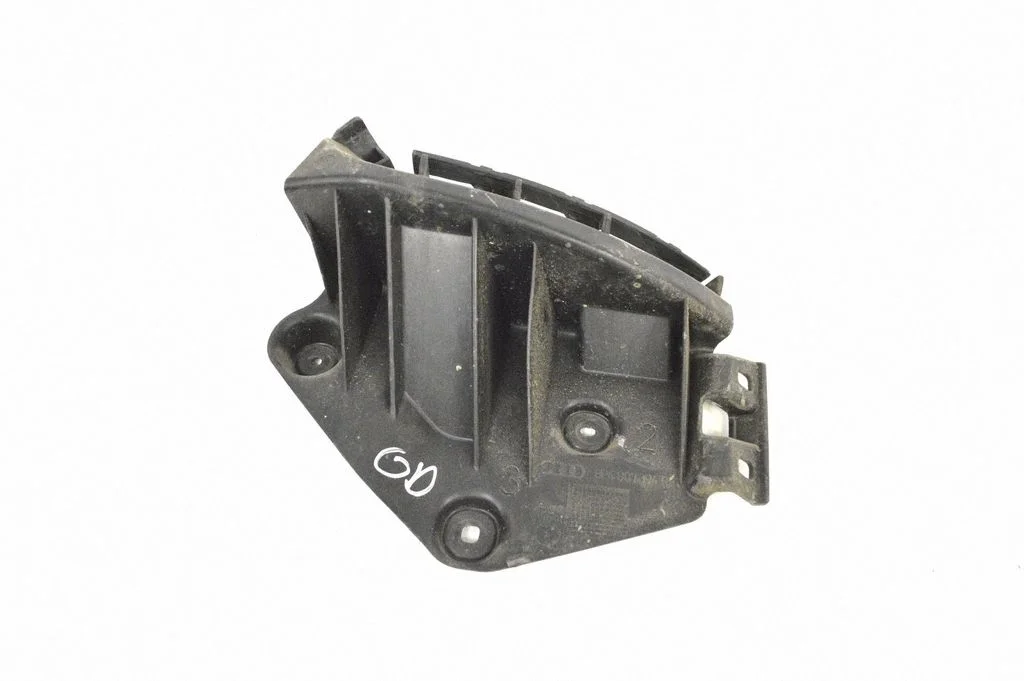 Rear bumper mounting bracket – Audi A3 S3 8P (2003-2012)