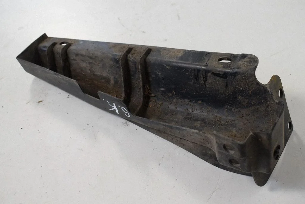 Aizmugurējā bufera turētājs 57731AG151