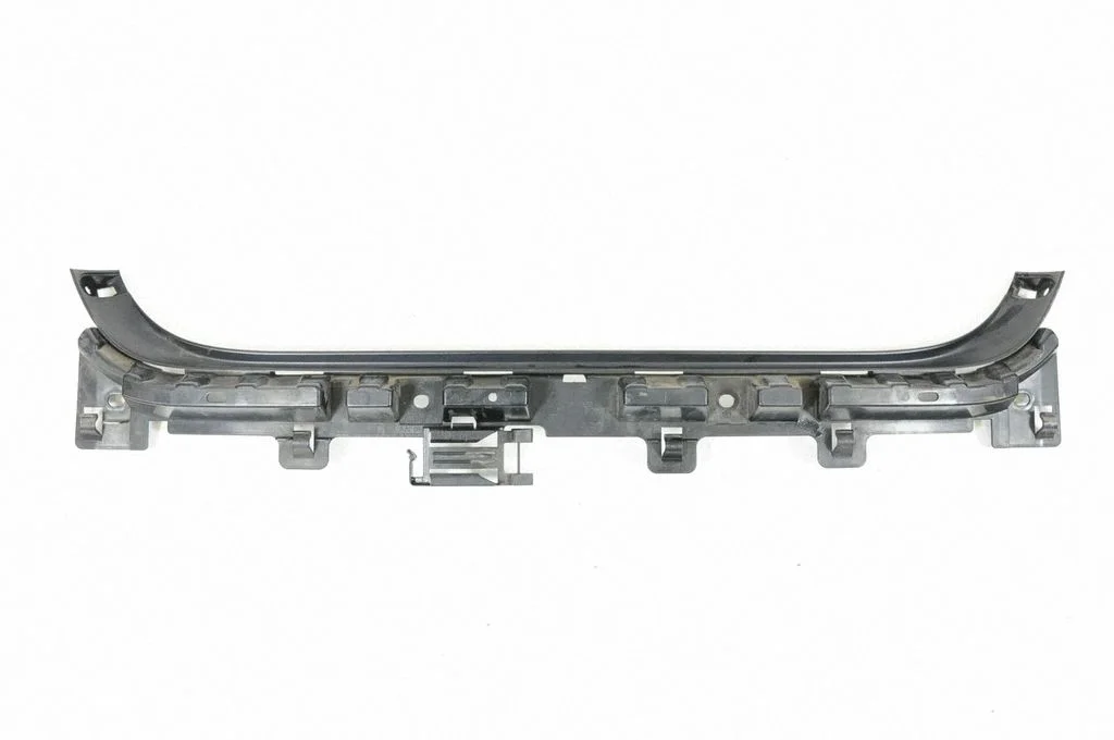 Aizmugurējā bufera turētājs – BMW 3. sērija E90 E91 (2005-2012)
