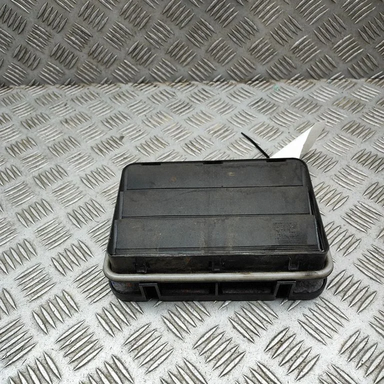 Ventilatsioonirest 9122453