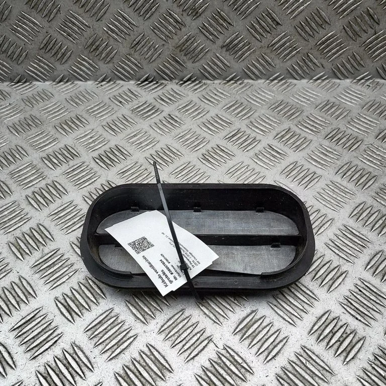 Ventilācijas režģis 6R0819465B