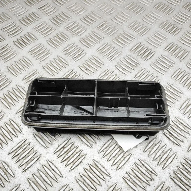 Ventilācijas režģis 77008AX60B