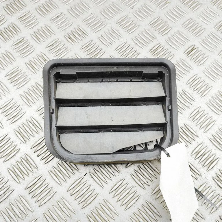 Ventilatsioonirest – Volvo XC90 (2014-)