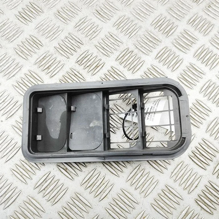 Ventilatsioonirest – Audi Q4 e-tron (2021-)