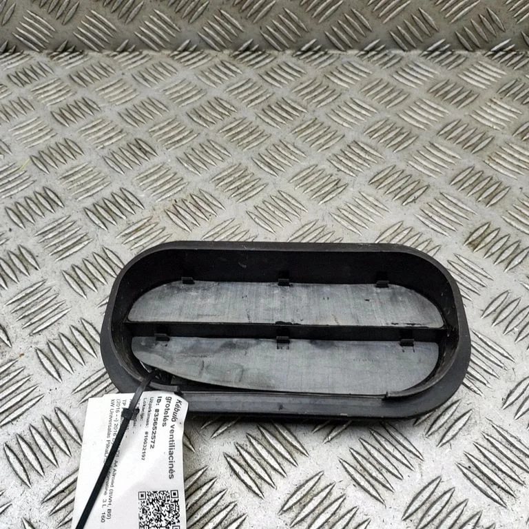 Ventilatsioonirest 6R0819465A