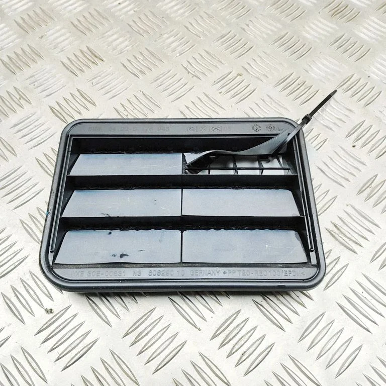 Ventilatsioonirest 9176945