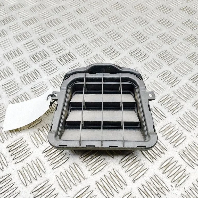 Quarter panel pressure vent – Audi RS5 (2010-2015)
