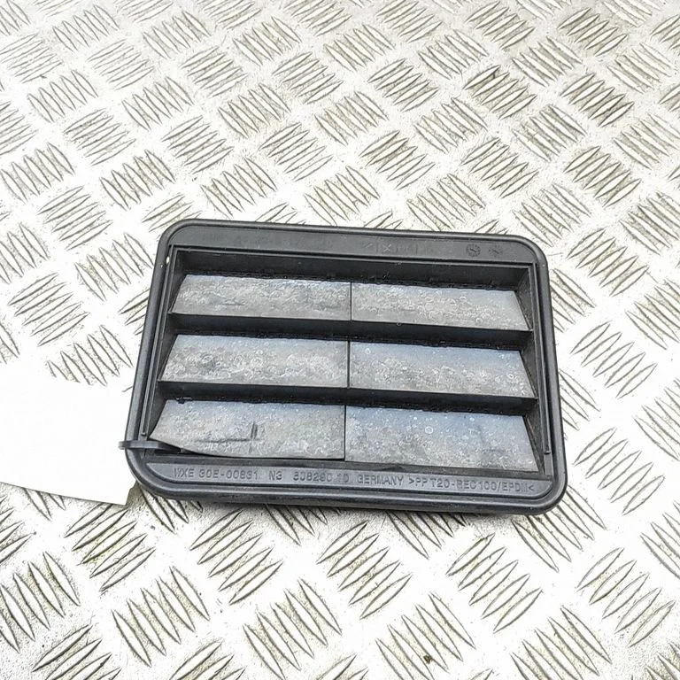 Ventilācijas režģis 9176945