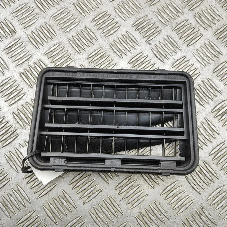 Quarter panel pressure vent – BMW 6 Series F12 F13 (2010-2018)