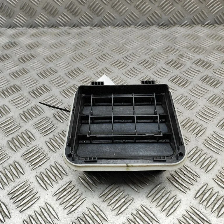 Ventilatsioonirest 97510AA000