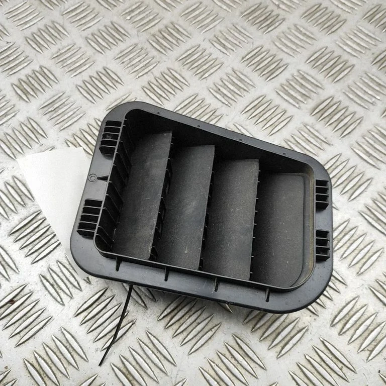 Ventilācijas režģis – KIA Niro (2022-)