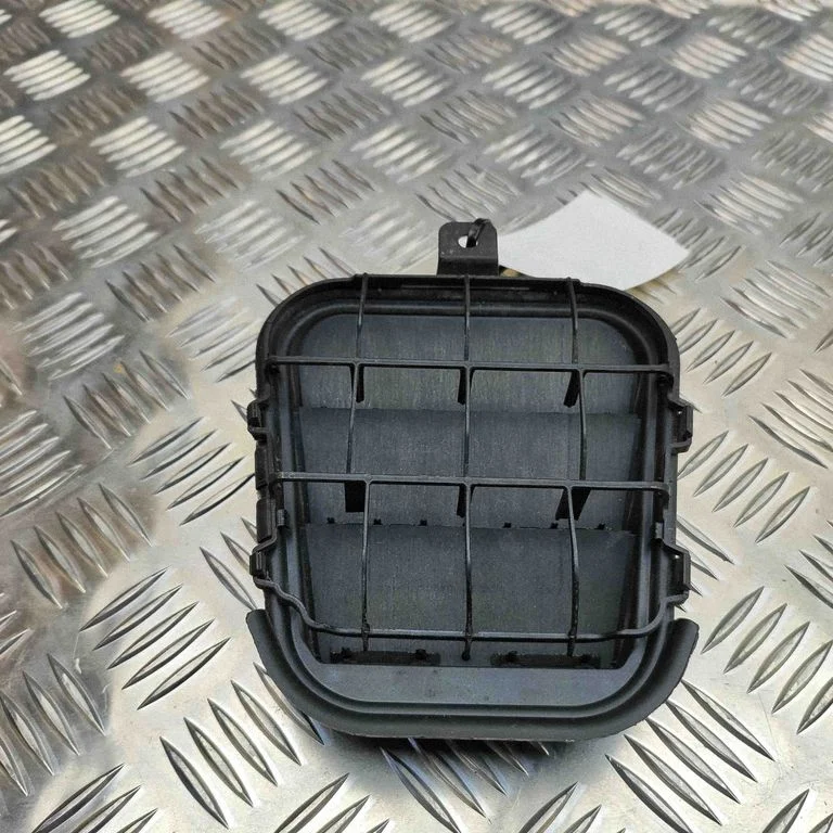 Ventilācijas režģis 4G9819181B