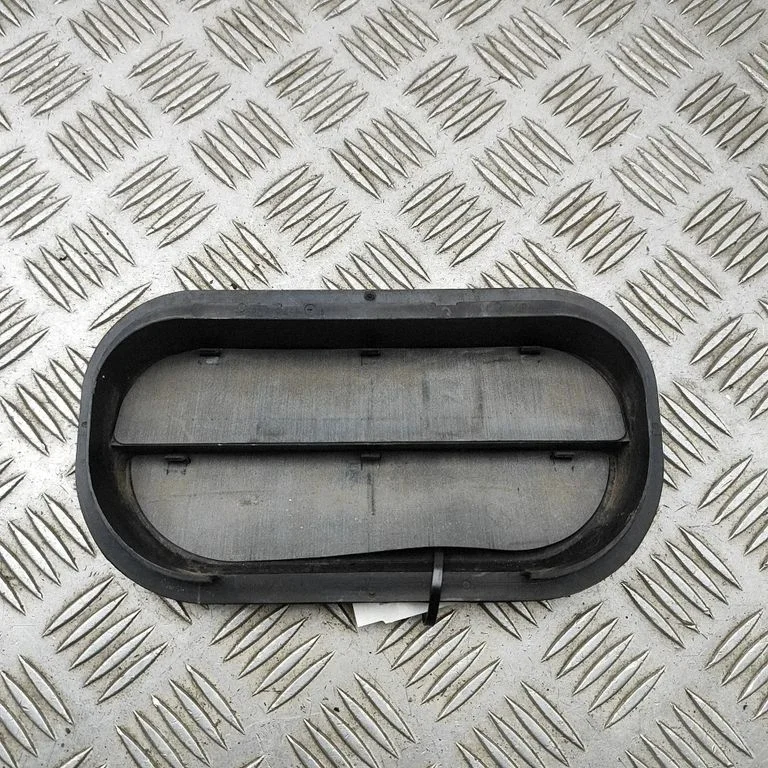 Ventilācijas režģis 6R0819465A