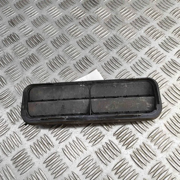 Ventilācijas režģis – Mercedes-Benz E klase W213 (2016-)