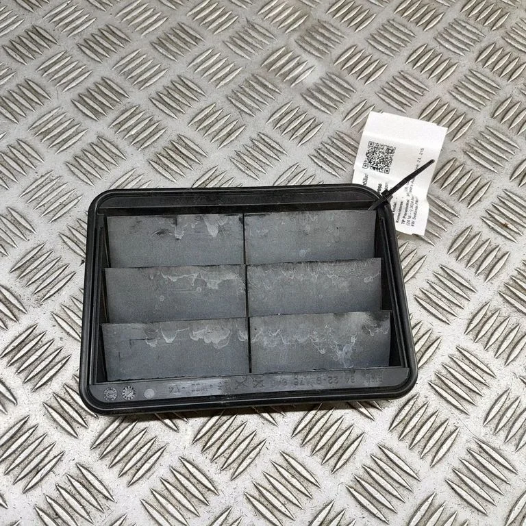 Ventilācijas režģis 9176945