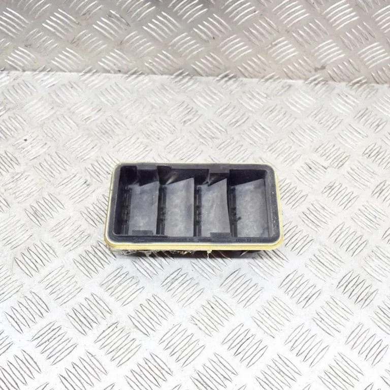 Ventilācijas režģis 6H5219K502AB
