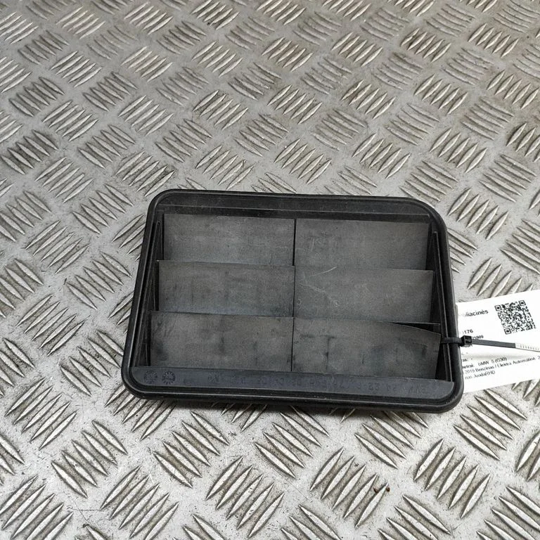 Ventilācijas režģis 9176945