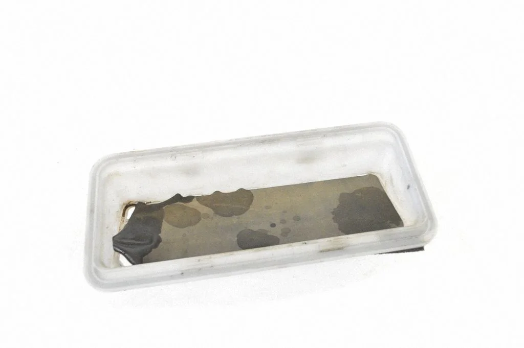 Quarter panel pressure vent 7733065J00