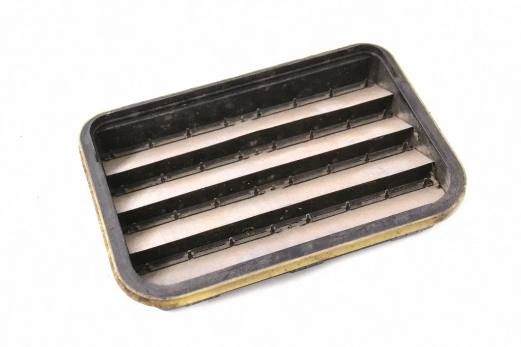 Ventilatsioonirest 7PP819181A