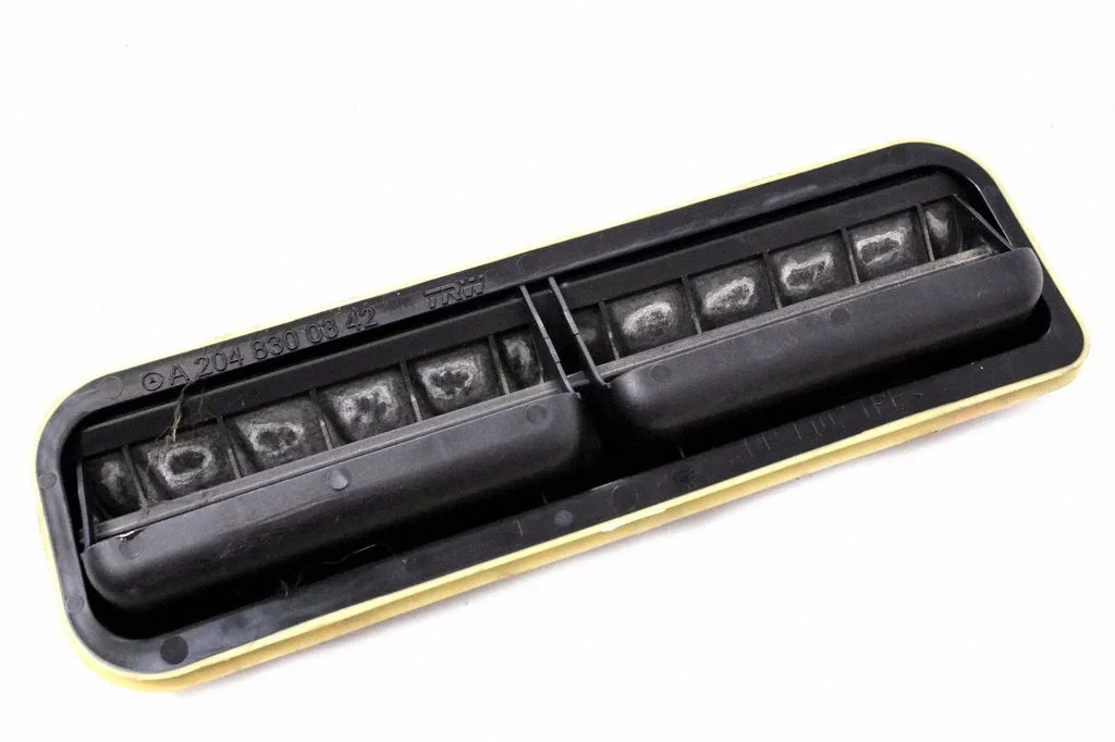 Ventilācijas režģis – Mercedes-Benz C klase AMG W204 (2007-2014)
