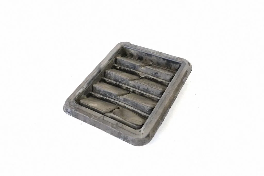 Ventilācijas režģis 0508643AA