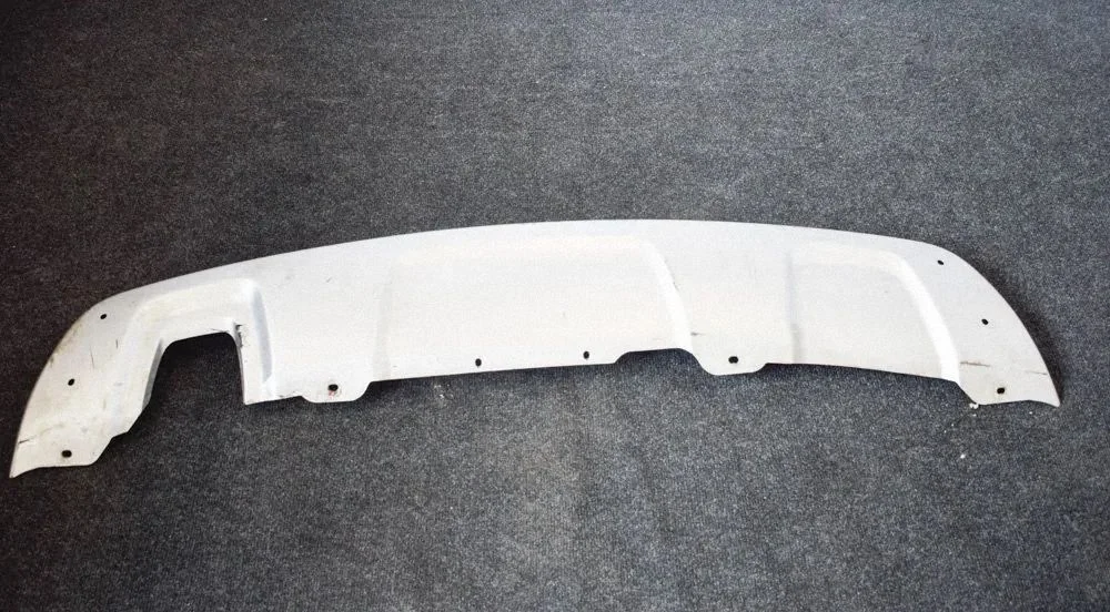Kaitseraua alumine osa 850700752R – Dacia Duster (2010-2017)