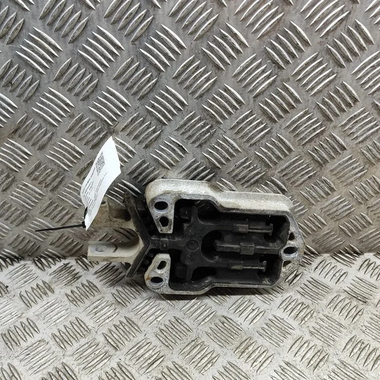 Ātrumkārbas spilvens LX616P082DB