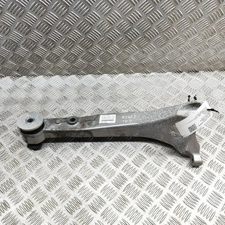 Gearbox mount 6858295