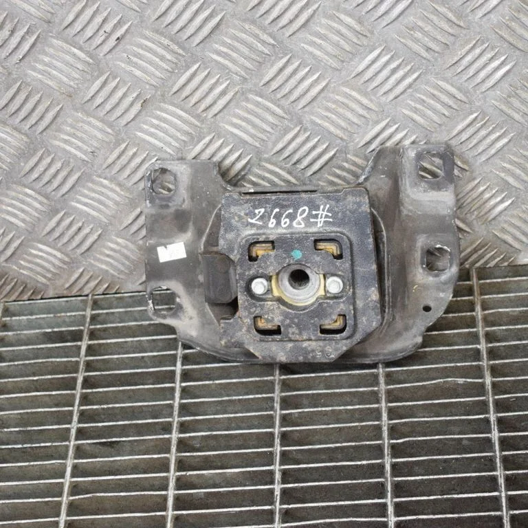 Ātrumkārbas spilvens DV617M121BA